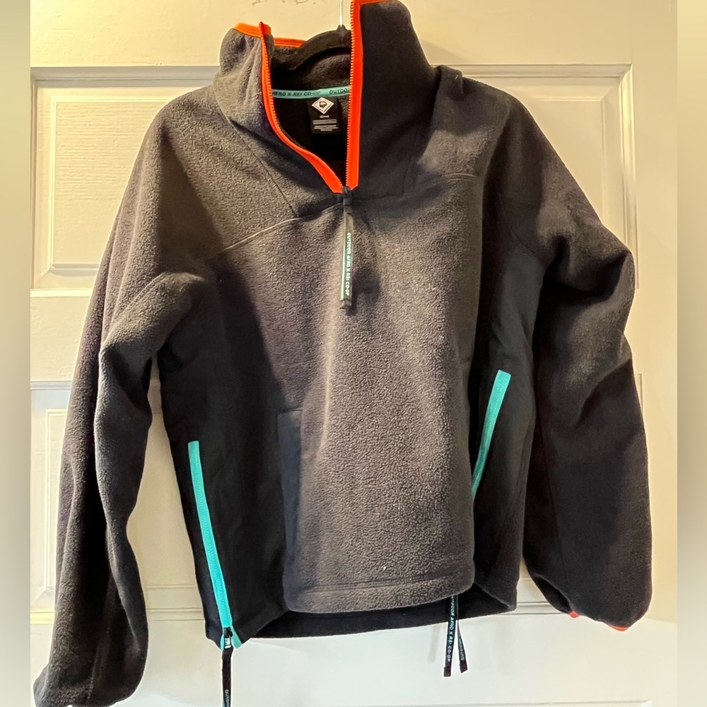 Outdoor Afro REI Collab Quarter Zip